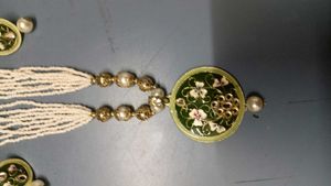 Elegant Pearl and Enamel Necklace Set