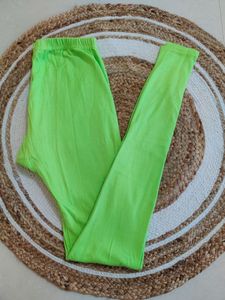 Pure Cotton Parrot Green Leggings
