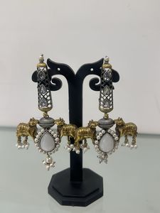 Traditional Errings