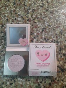 Too Faced Cheek Poper Highliter