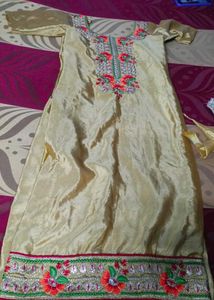 Embroidered Kurta Set