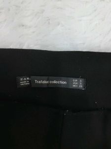 Black Zipper Detail Pants
