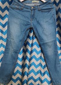 Classic Light Wash Skinny Jeans