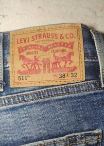 Men's Blue Wash Jeans