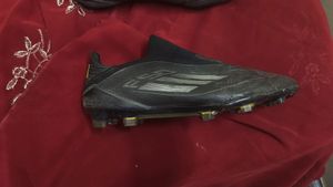Adidas f50 black laceless football studs