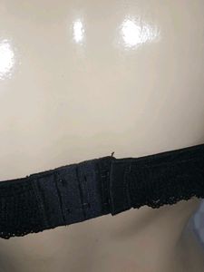 (200)Black Lace Bralette