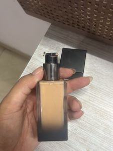 Huda Beauty Foundation