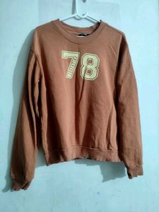 set of  2 Sweatshirt