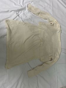Chic White Knit Spegatti &amp; Shrug Combo