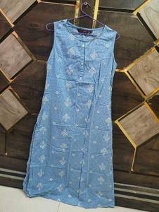 Blue Checked Sleeveless Kurta