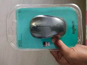 Logitech M235 Mouse