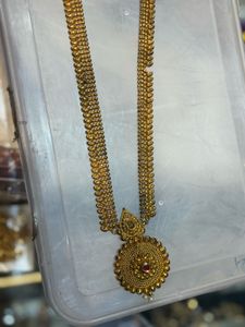 Elegant Gold-Plated Necklace with Pendant