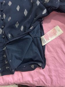Elegant Navy &amp; Silver Diamond Print Blouse