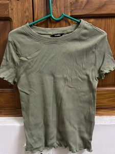 Ribbed Lettuce Hem Top