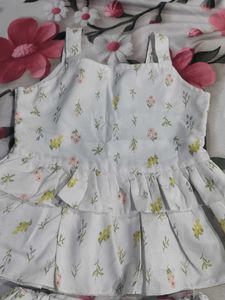 Cute Floral Print Top and Shorts Set