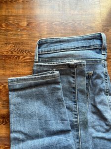 Levi's Jeans (28")