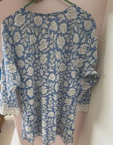 Blue Floral Printed Cotton Short Kurti