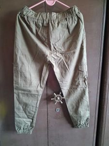 Women's Cargo Jogger Pants