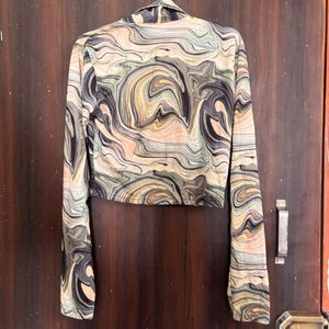 Retro Swirl Print Cropped Shirt