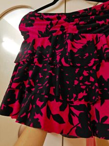 Strapless Ruffle Tube Top