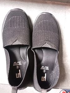 Casual Shoes not used.