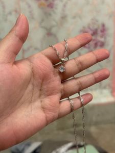 Elegant Solitaire Pendant Necklace silver