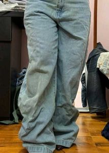 Light Wash Relaxed Fit Jeans