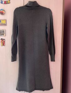 H&amp;M Elegant Charcoal Gray Turtleneck Midi Dress