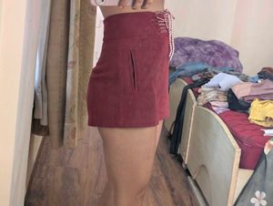 High-waisted lace-up shorts