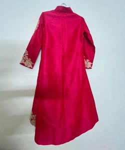 Elegant Pink Kurta Set with Gold Embroidery