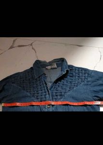 Chic Denim Tie-Front Crop Shirt
