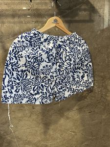 Blue &amp; White Floral Print Crop Top
