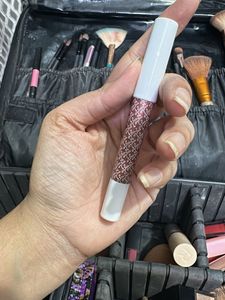 Kay Beauty Metallic Eyeshadow