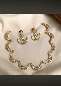 Elegant Moon & Star Jewellery Set