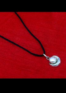 92.5 silver pearl pandent (चंद्रमा)