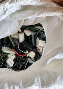 300-400 Mix Brand Neckband And Some Other Gadgets