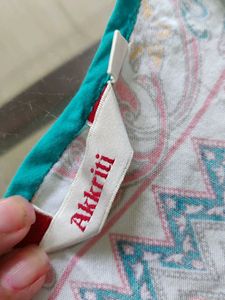 Vibrant Ethnic Kurta from pantaloons