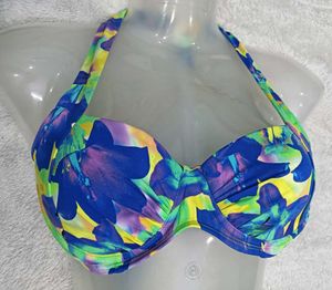 Floral Halter 🇲🇾Bikini Set