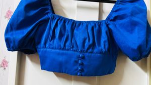 Foundry Brand Fitted Crop Top