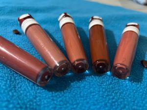 set of 5 Nude / New Waterproof Liquid Lipstick