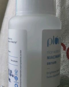 Plum Rice Water &amp; Niacinamide Serum 10%