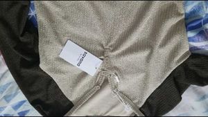 Button pullover tshirt