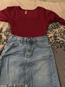Ribbed Burgundy Square Neck Top