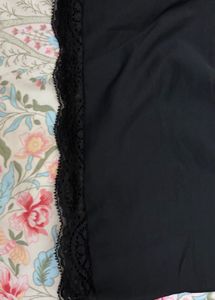 sale🚨Black Off-Shoulder Lace Trim Top