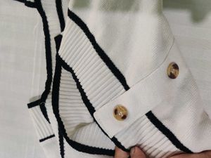 White Knit Cropped Cardigan