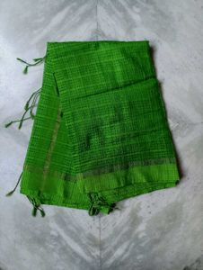 Vibrant Green Textured Saree