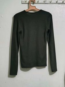 Solid Black Long Sleeve Top