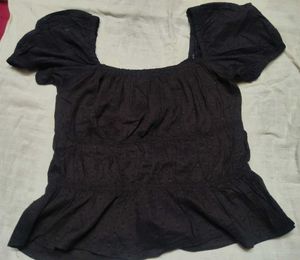 Chic Black Puff Sleeve Top