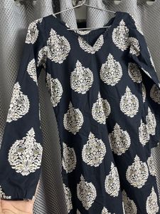 Elegant Black &amp; White Printed Kurta