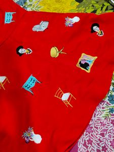 women dress with tags